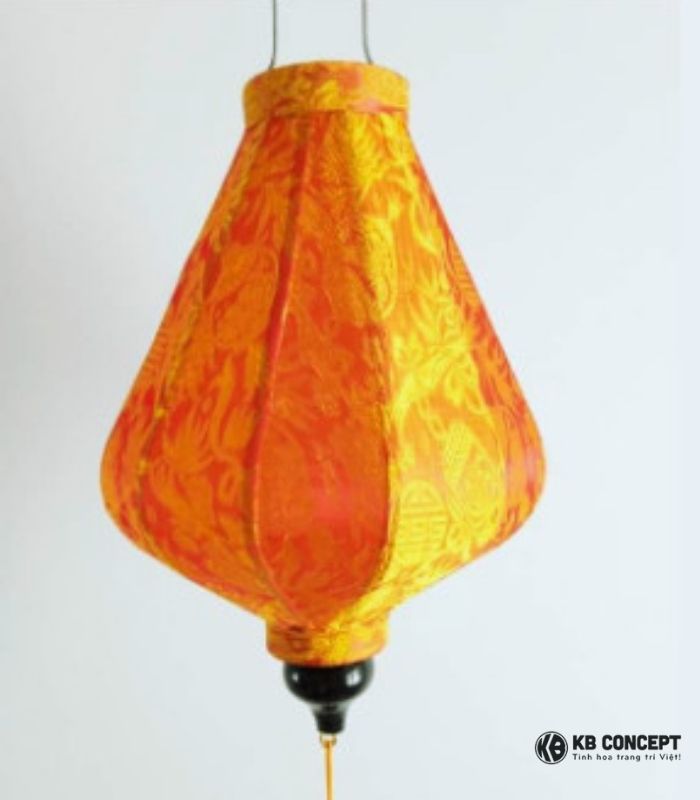Lồng đèn Hội An hình kim cương lụa